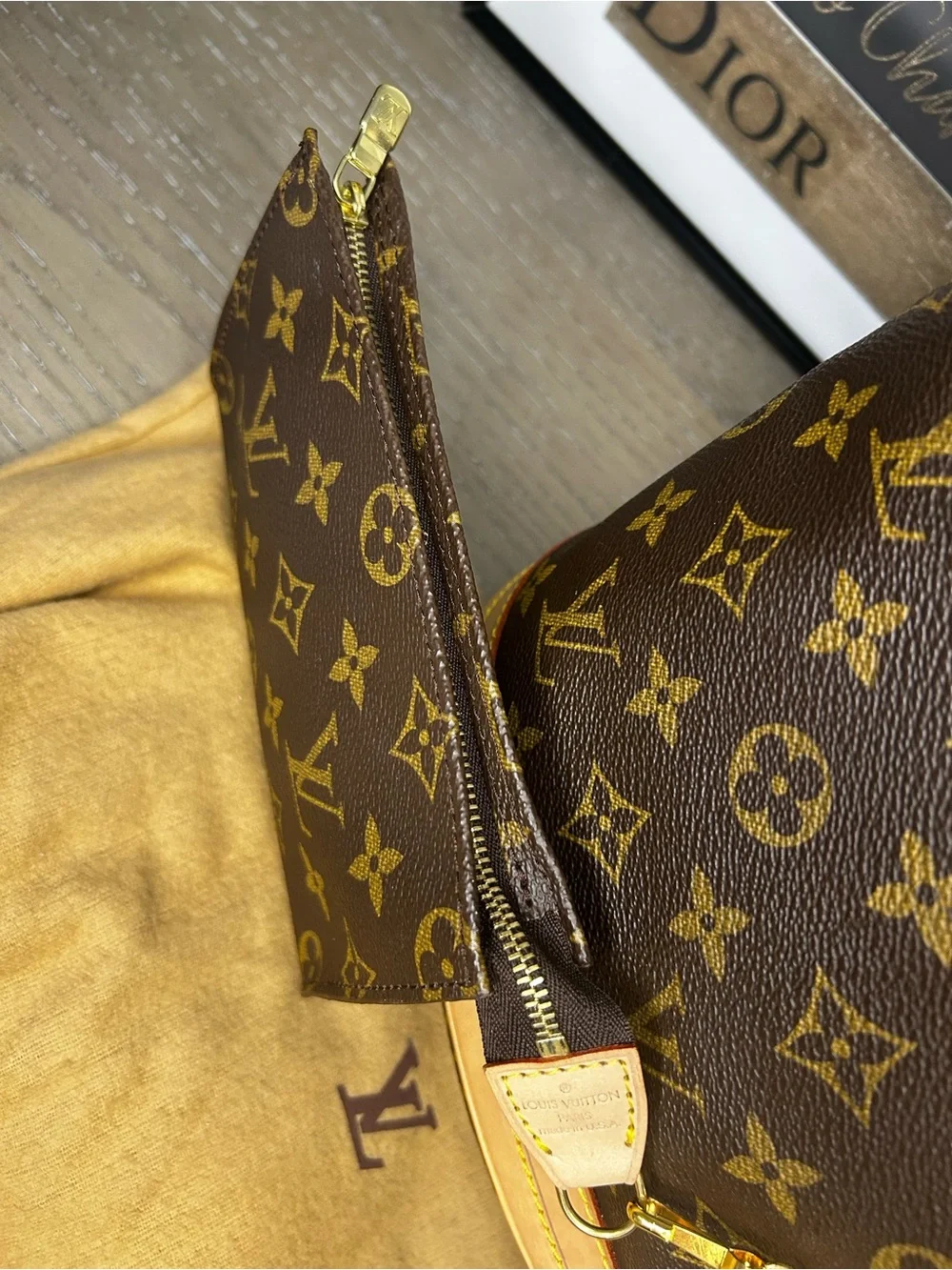 Louis Vuitton Petit Bucket Monogram Canvas Bag, EUC